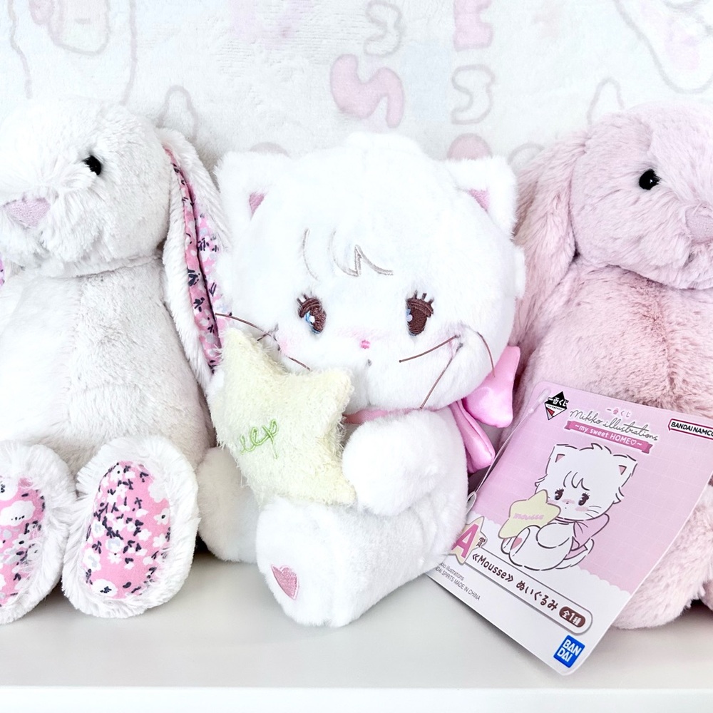 Mikko Illustrations Sweet Home Plushy - Mousse Cat
